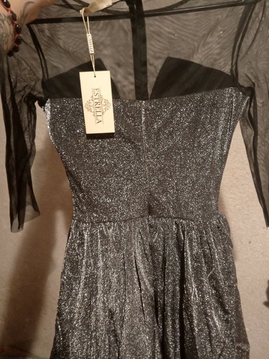 Продам блестящие платье