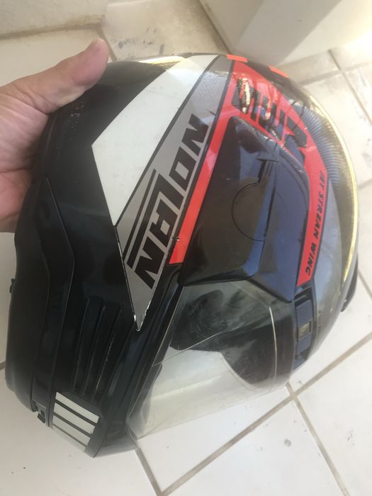 Capacete integral marca Nolan
