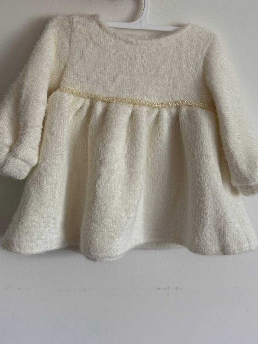 Тепленьке плаття на дівчинку