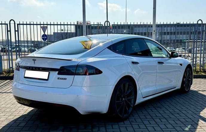 Tesla model S p100d 2020