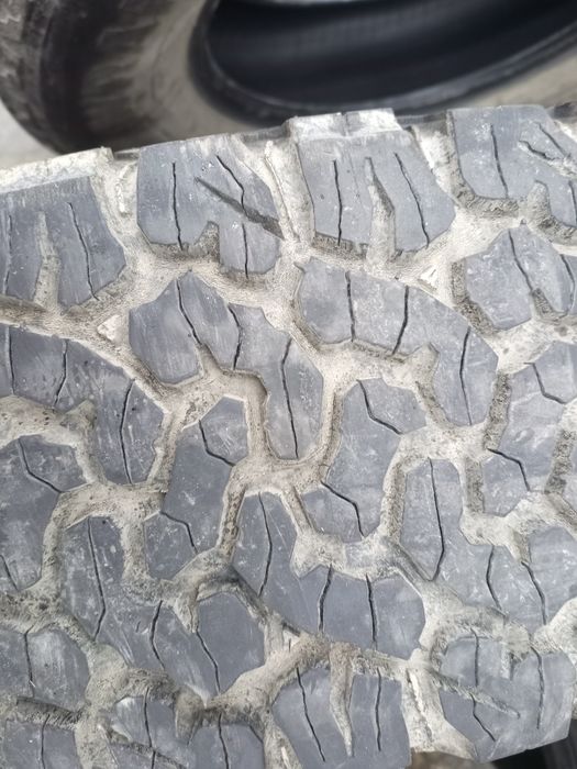 Opony 245/70 r17 super stan