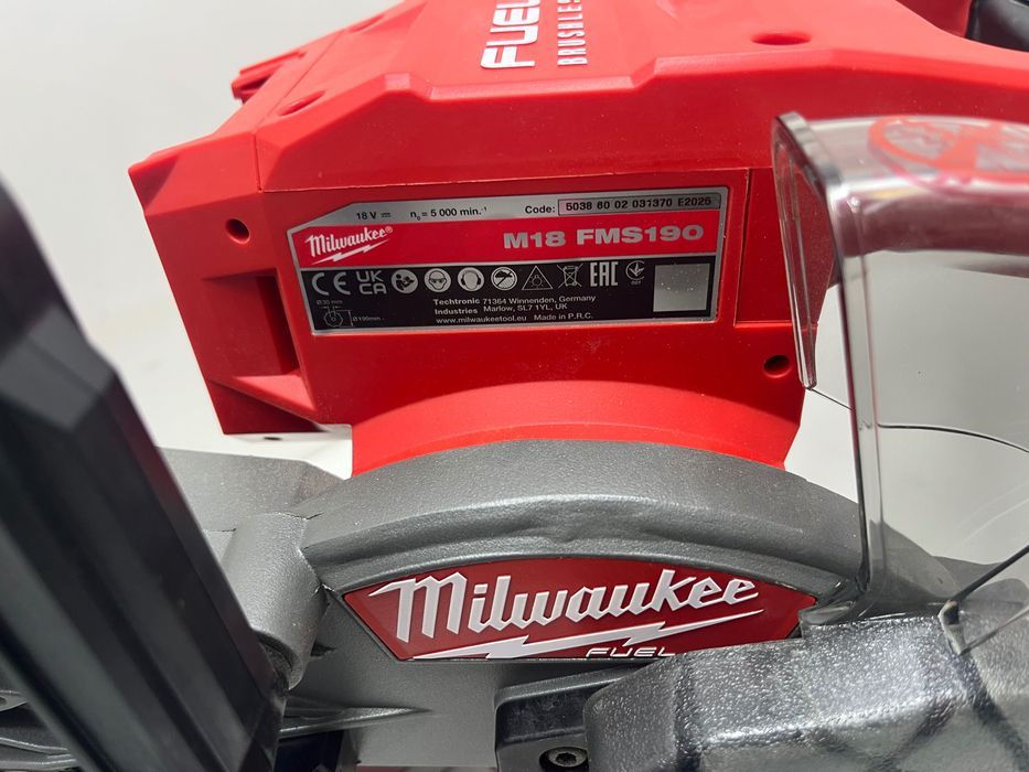 Piła ukośnica z posuwem Milwaukee M18 FMS190-0 190 mm 18V body