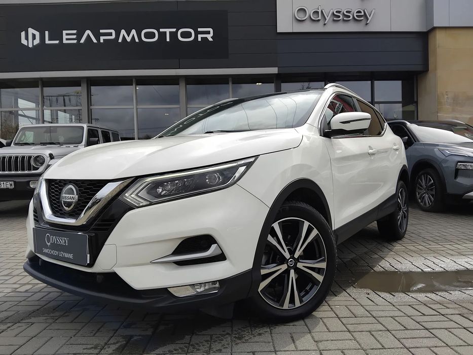 Nissan Qashqai 1.7 dCi Xtronic All-Mode 4x4i N-Connecta ( I rej. 2020, VAT Marża)