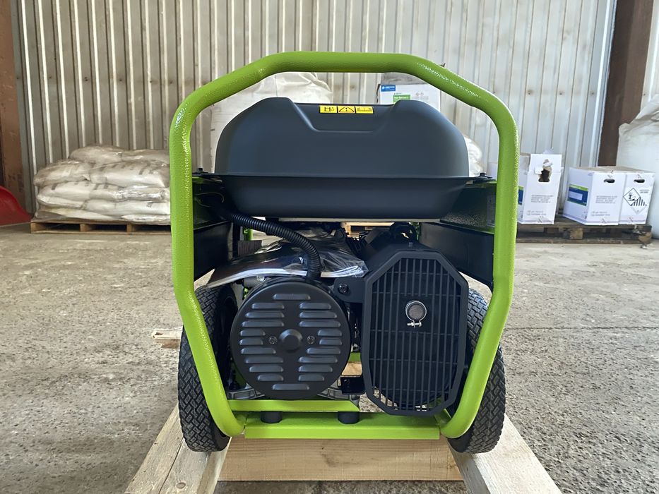 Генератор бензиновий 2,7 кВт Pramac PX4000 (Італія)