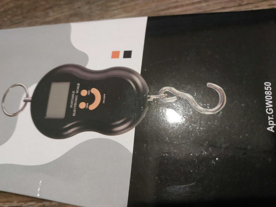 Весы электронные ручные