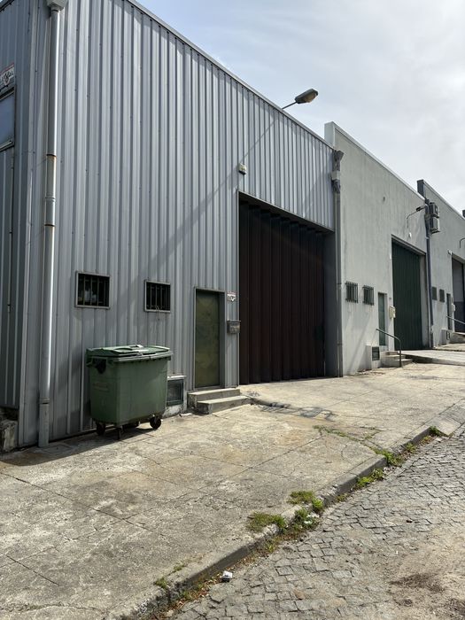 Alugo armazem 350 m2 em rio tinto