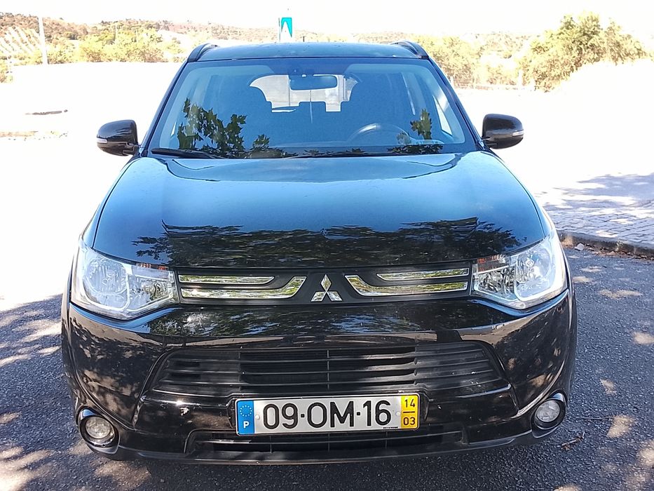 Mitsubishi Outlander Diesel 7 lugares