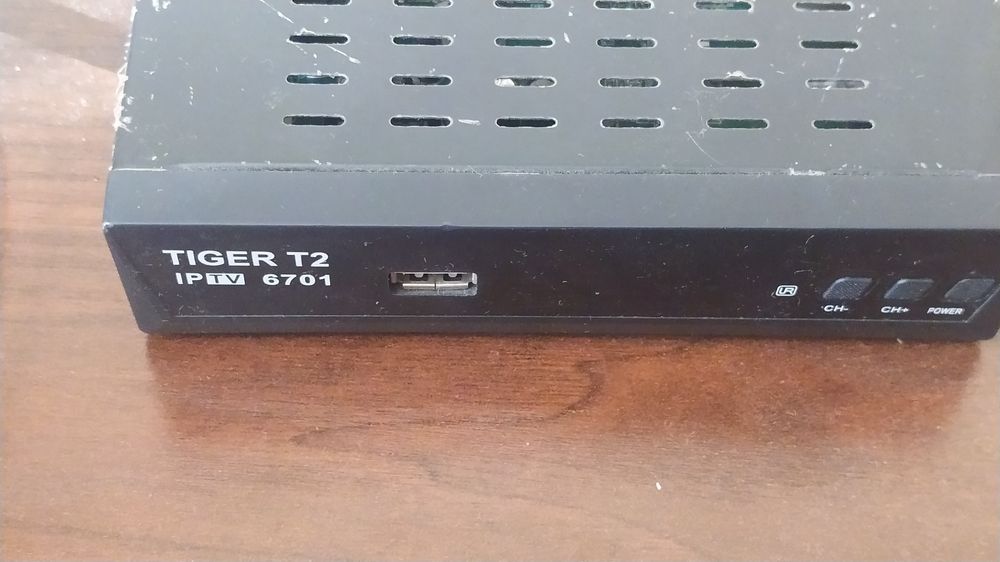 Т2 приставка с входом Юсб под флешку