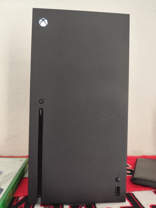 Xbox series x com leitor  vendo ou troco por ps5