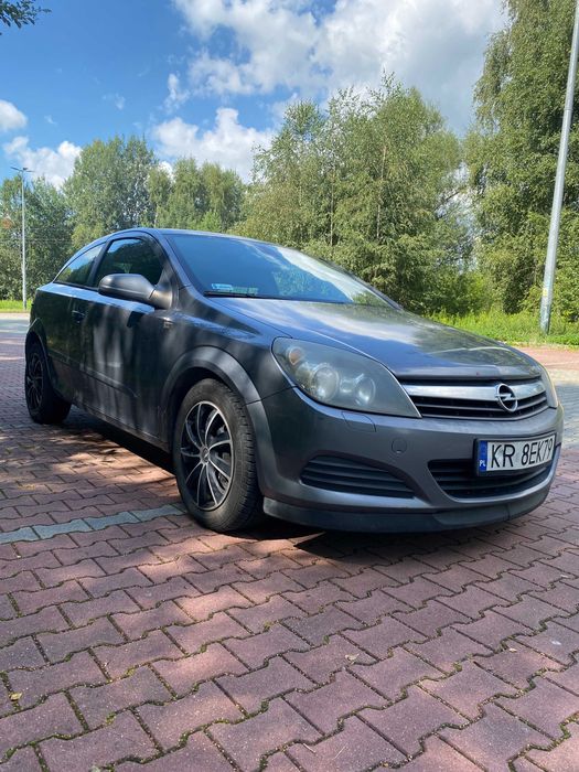 Opel Astra GTC 1.9 cdti automat 120km 2006