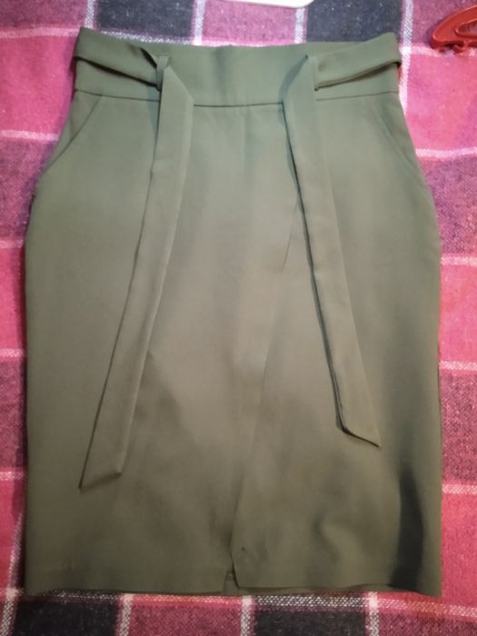 Продаю нові спідниці