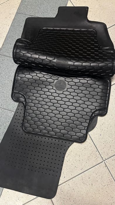 Dywaniki gumowe do Audi A3/Seat Leon/Volkswagen Golf VII/VIII