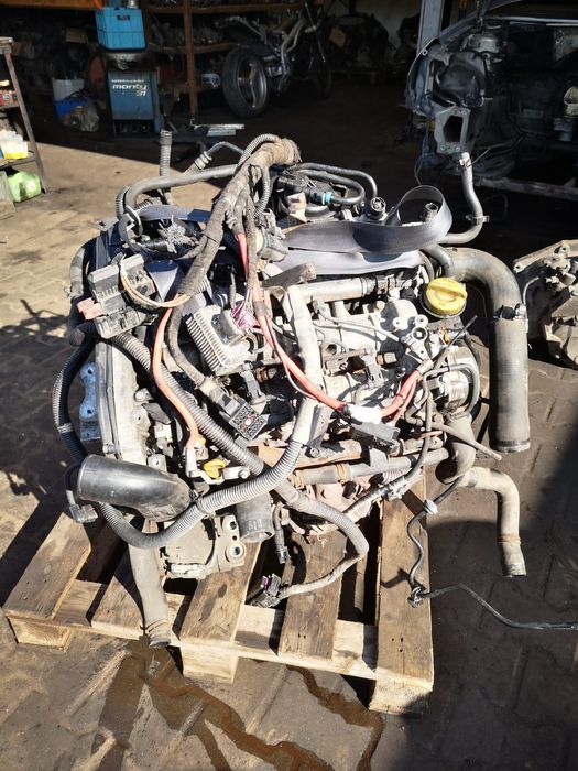 Silnik kompletny opel astra h 1.9 cdti 150km z19dth