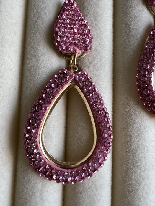 Nowe kolczyki (różowy diament)