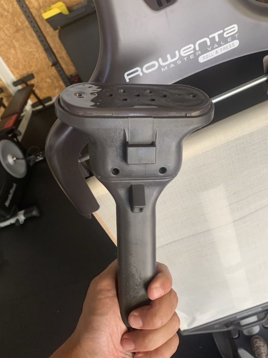 Rowenta Master Valet Roll & Press – Ferro a Vapor Vertical