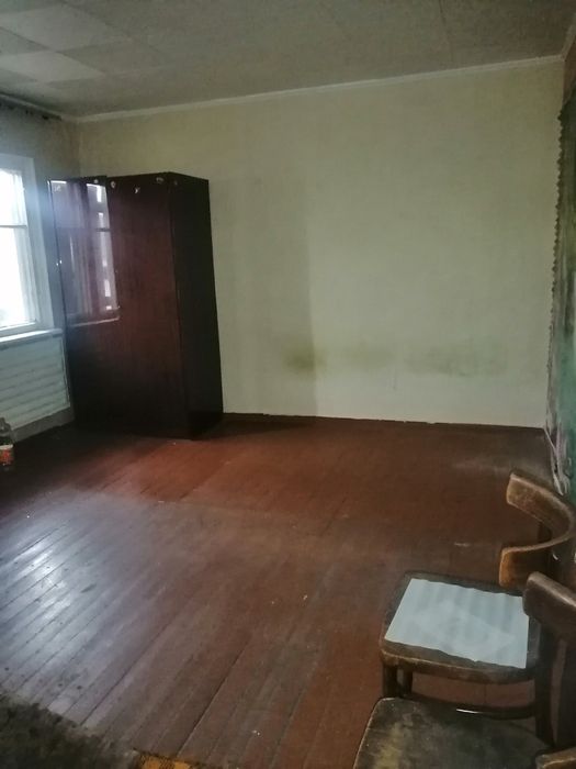 Продаж половини двоповерхового будинку. Р-н Добровільної