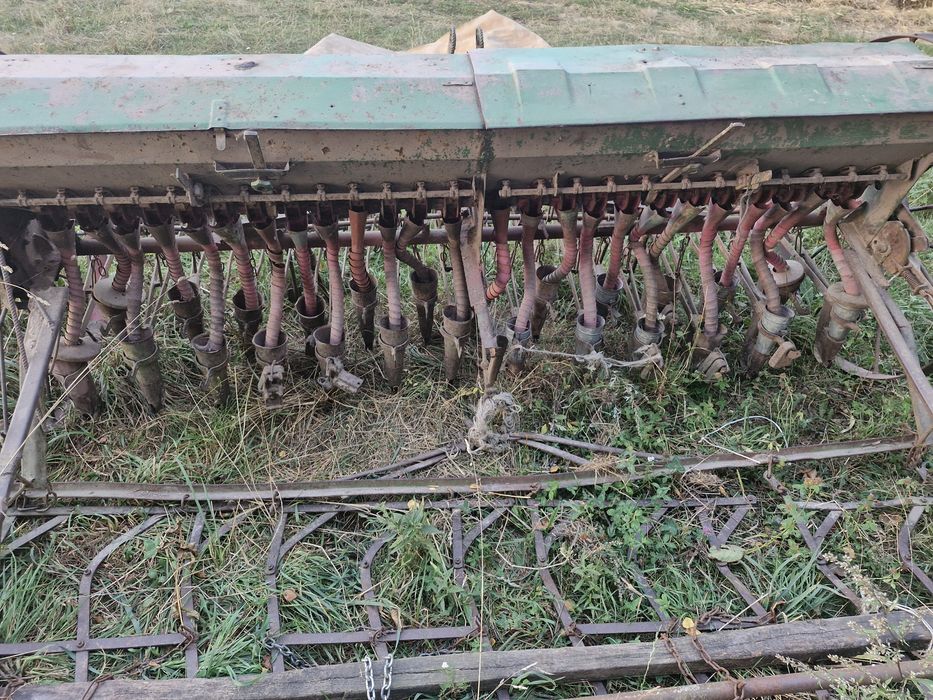 Siewnik konny z bronami