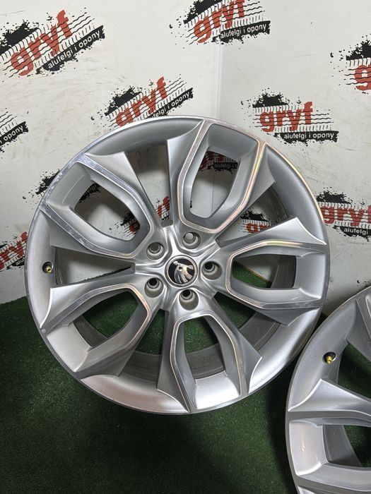 Komplet alufelg 5x112 19”