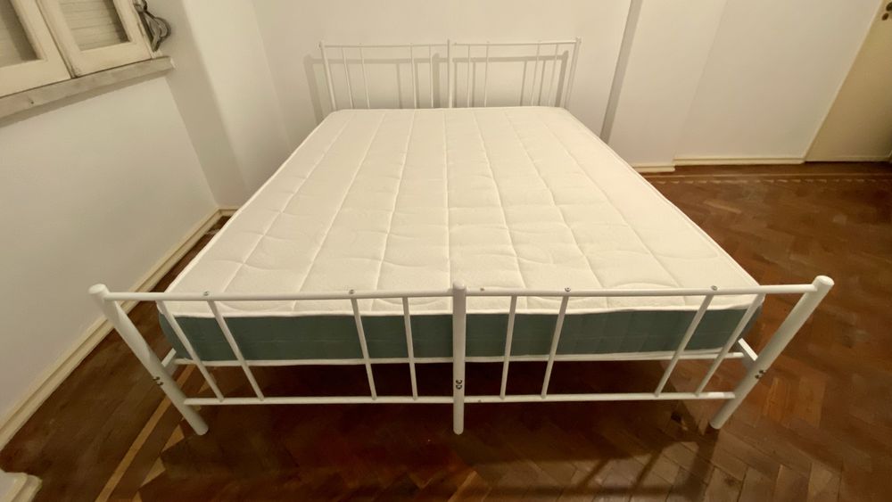 Cama com colchao 1,60x2,00