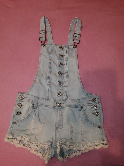 Spodenki na szelkach rozmiar 40