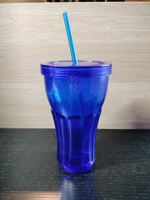 Plastic Cup with Integrated Straw64737974389122121
