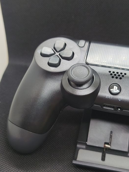 Comando PS4 absolutamente Impecável igual a novo