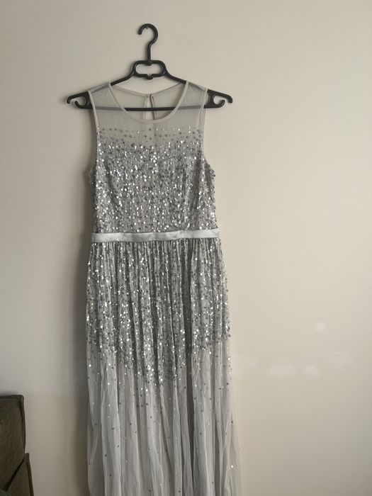 Srzedam sukienke Asos r. 40