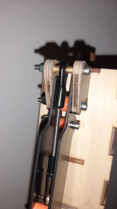 Paraquedista RC 50cm