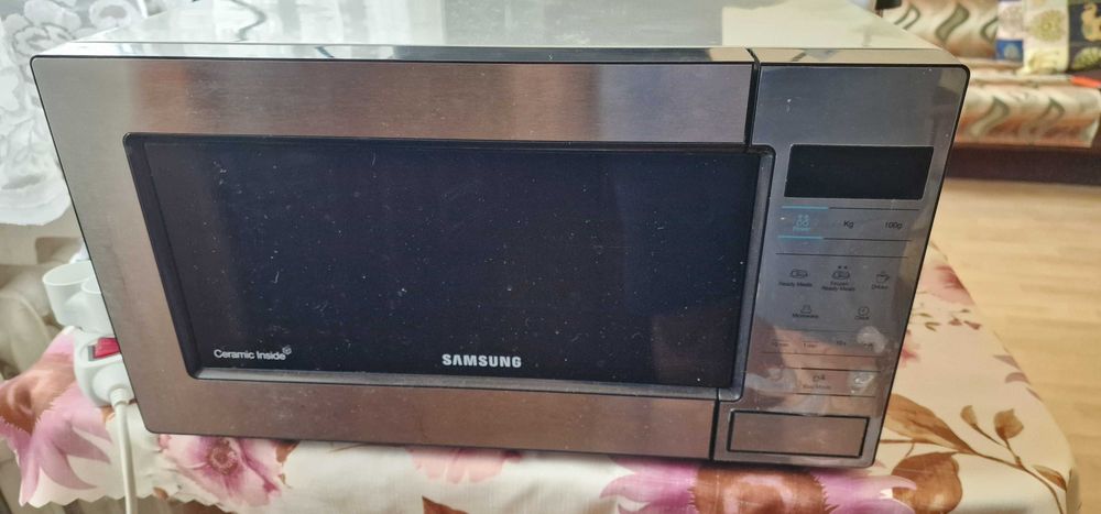 Mikrofala Samsung ME83M