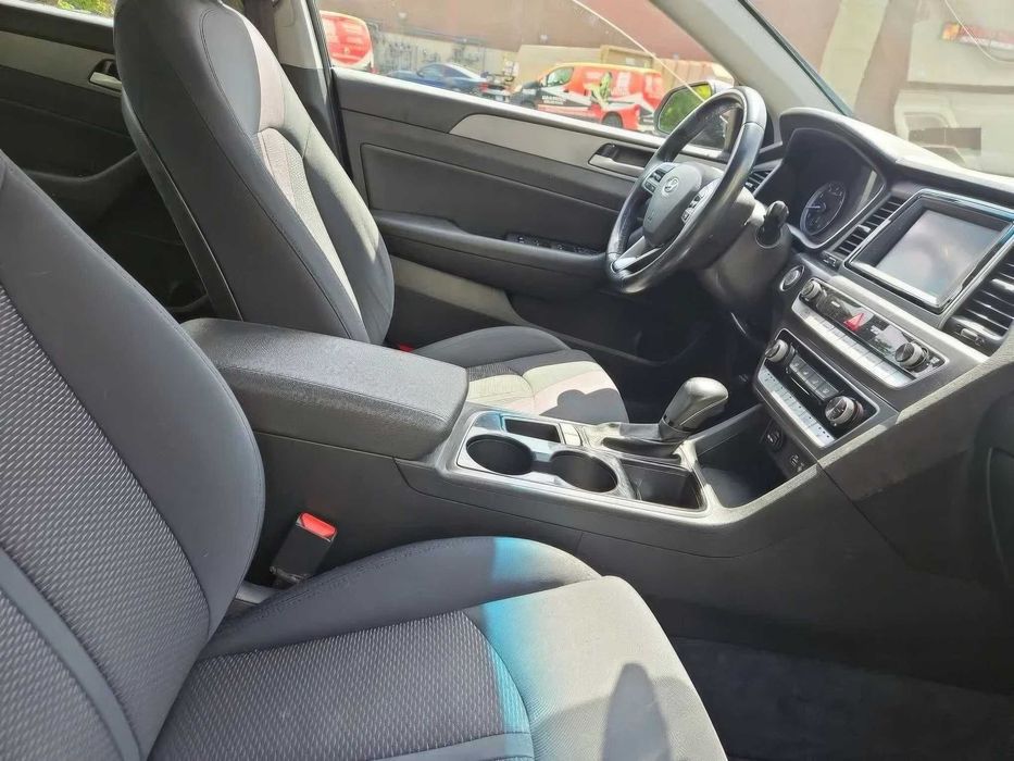 Hyundai Sonata      2017