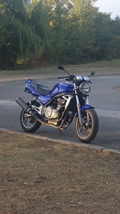 Kawasaki E R 5 500cc