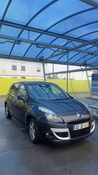 Renault Scenic 1.5 DCI