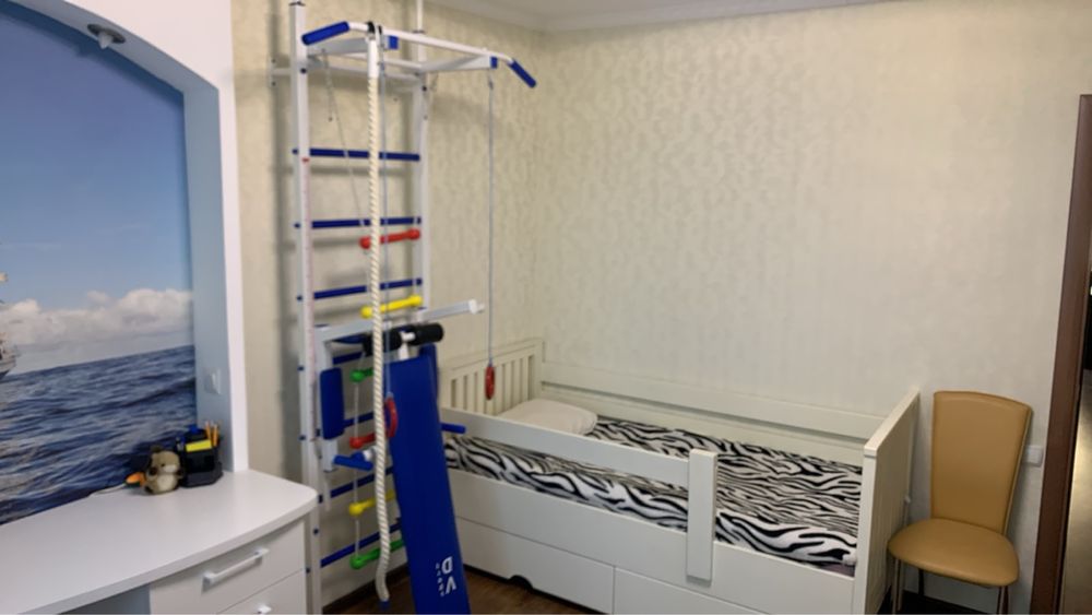 1-2-3-4х кімнатна квартира подобово