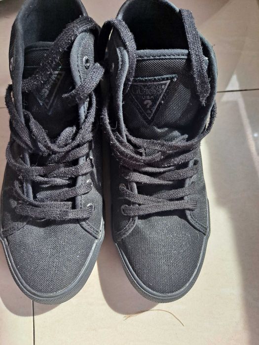 Buty Guess czarne brokatowe