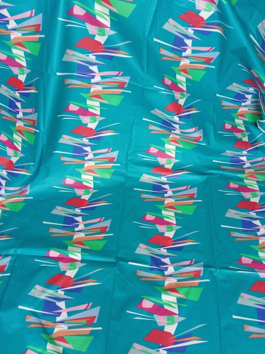 Tecido para múltiplas aplicações: cortinados, colchas, forra de...