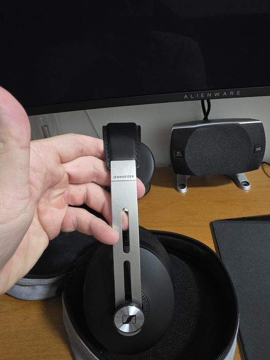 Sennheiser Momentum 3