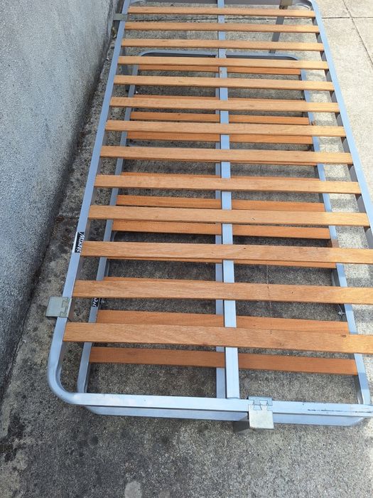 Cama dupla ripas madeira