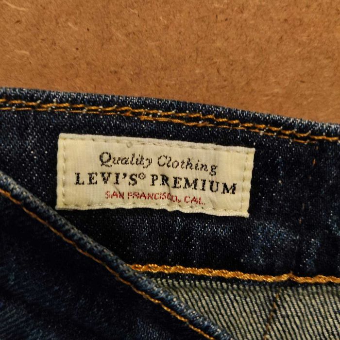 Levi's jeans / size: 28/32