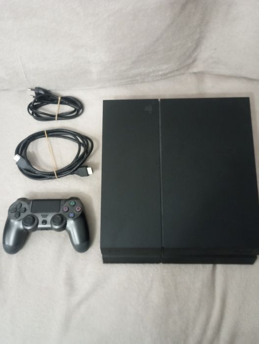 PlayStation 4 - 1TB