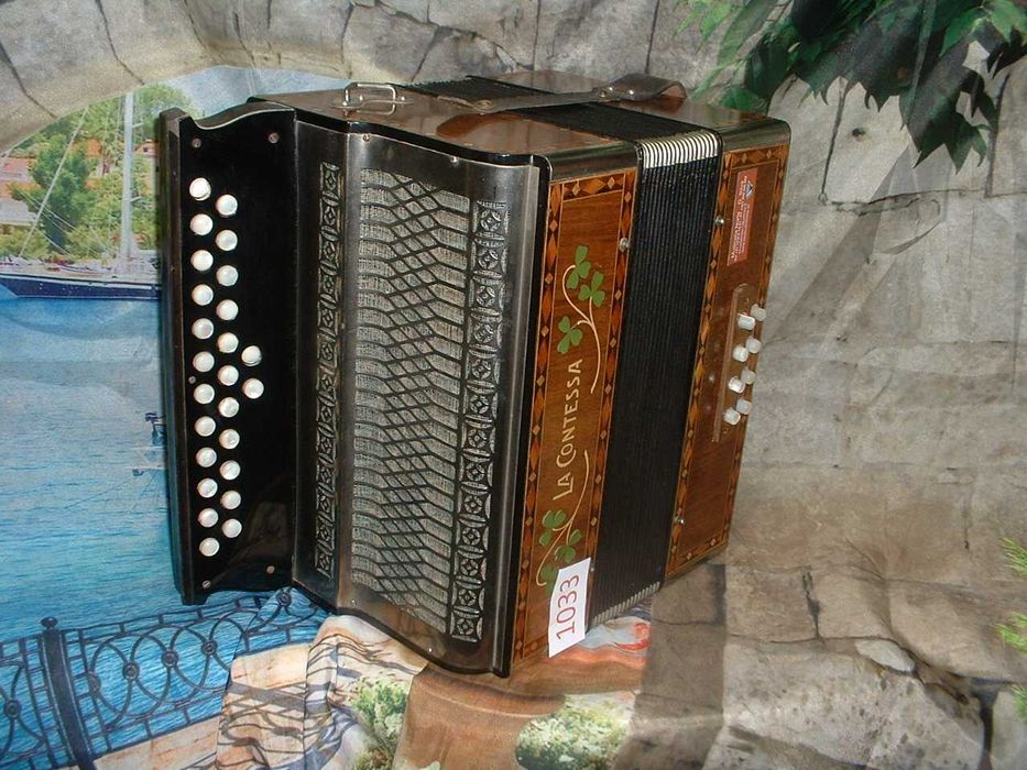 Concertina Avenda N .1033
o

Pode ligare pour WhatsApp