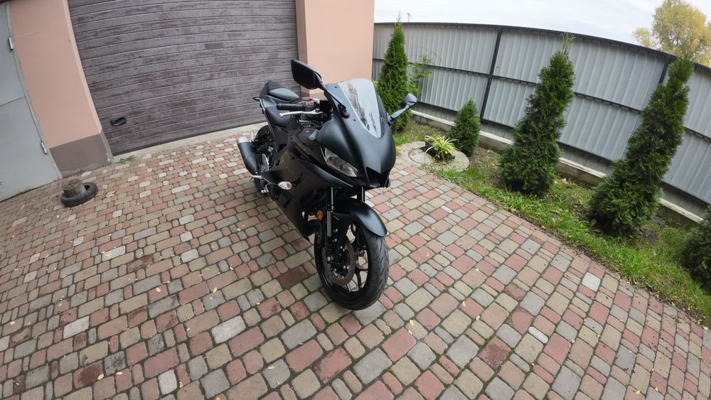 Yamaha R3 2021 рік