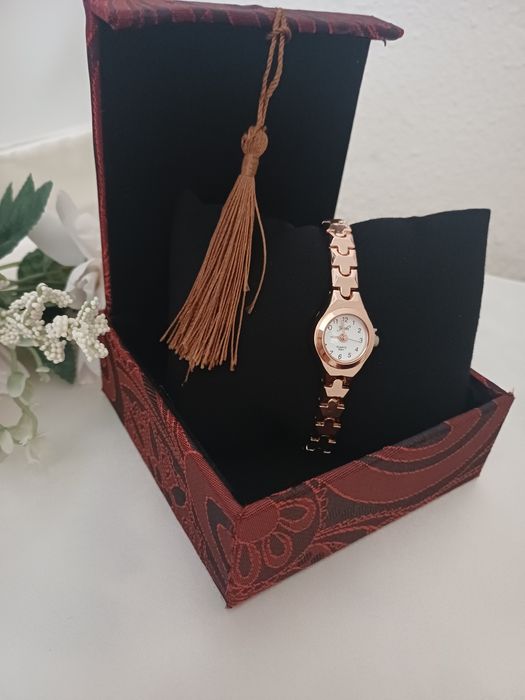 Elegancki Zegarek damski - Różowe złoto