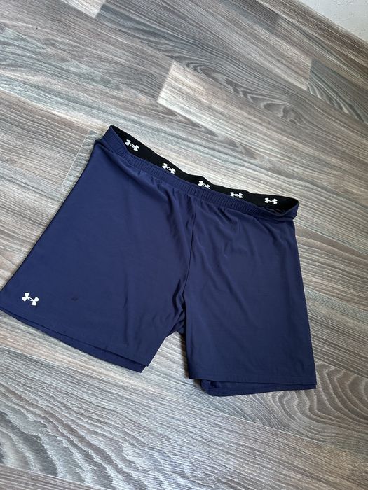 Шорти спортивні Under Armour  L-XL