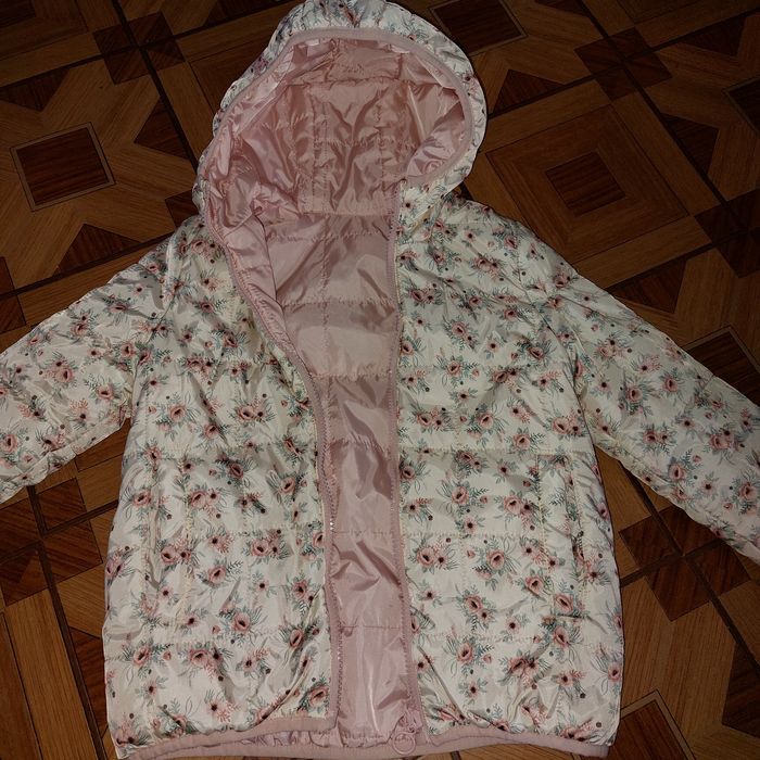 Kurtka przejściowa dla dziewczynki