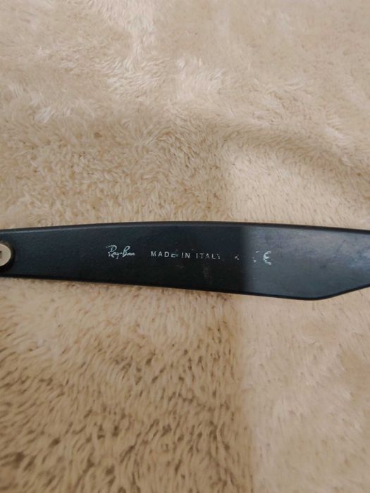 Óculos de sol Ray-ban em bom estado e originais