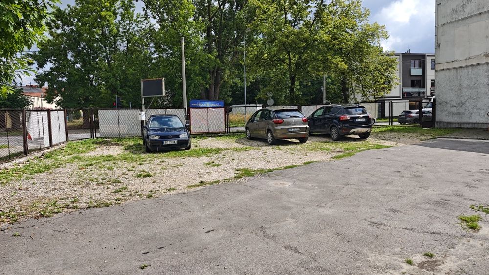 Miejsce parkingowe 1 Maja, Jagiellońska, posesja monitorowana, ogrodzona