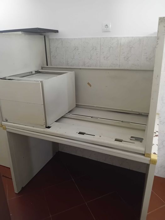 Moveis metalico, mesas