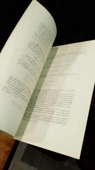 Sobre o problema da estimação estatística - J. Tiago de Oliveira