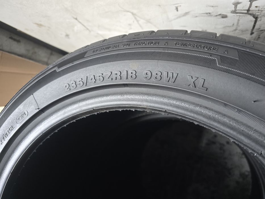 Sprzedam 4 opony 235/45 18" Sunny letnie 2024r