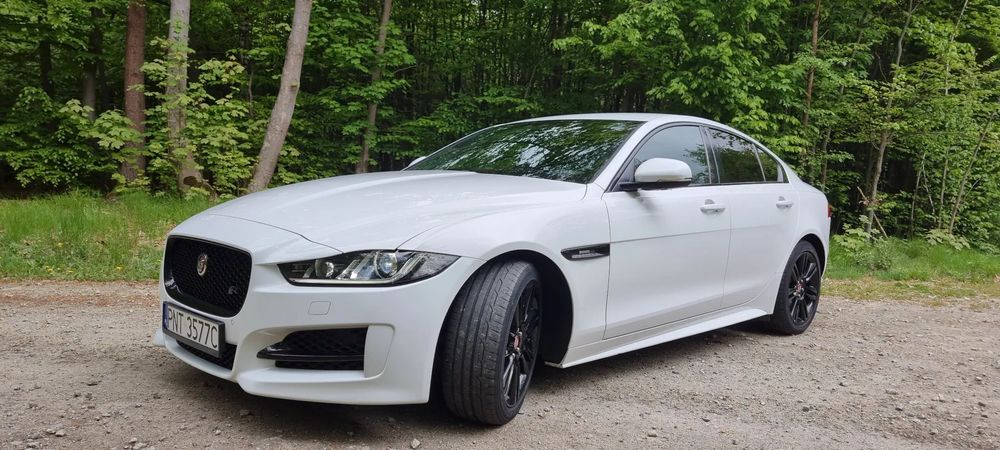 Jaguar XE Piękny